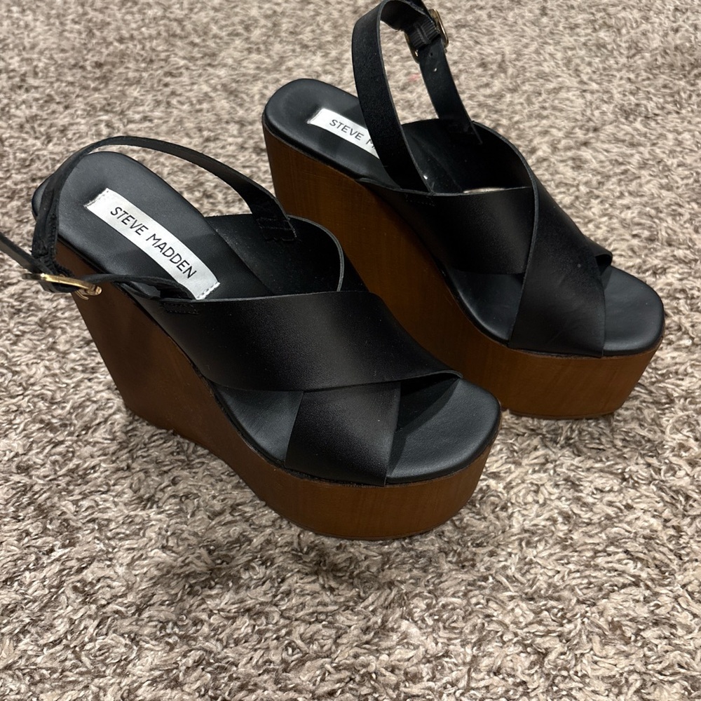 Steve Madden Black and Brown Wedge Sandals